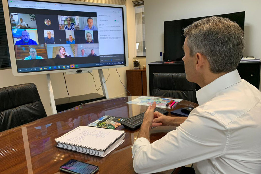 Encontro virtual reúne prefeitos eleitos