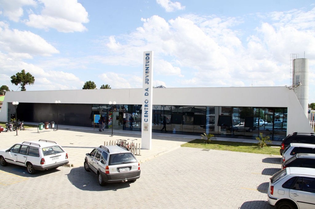 Centro da Juventude de Pinhais comemora oito anos